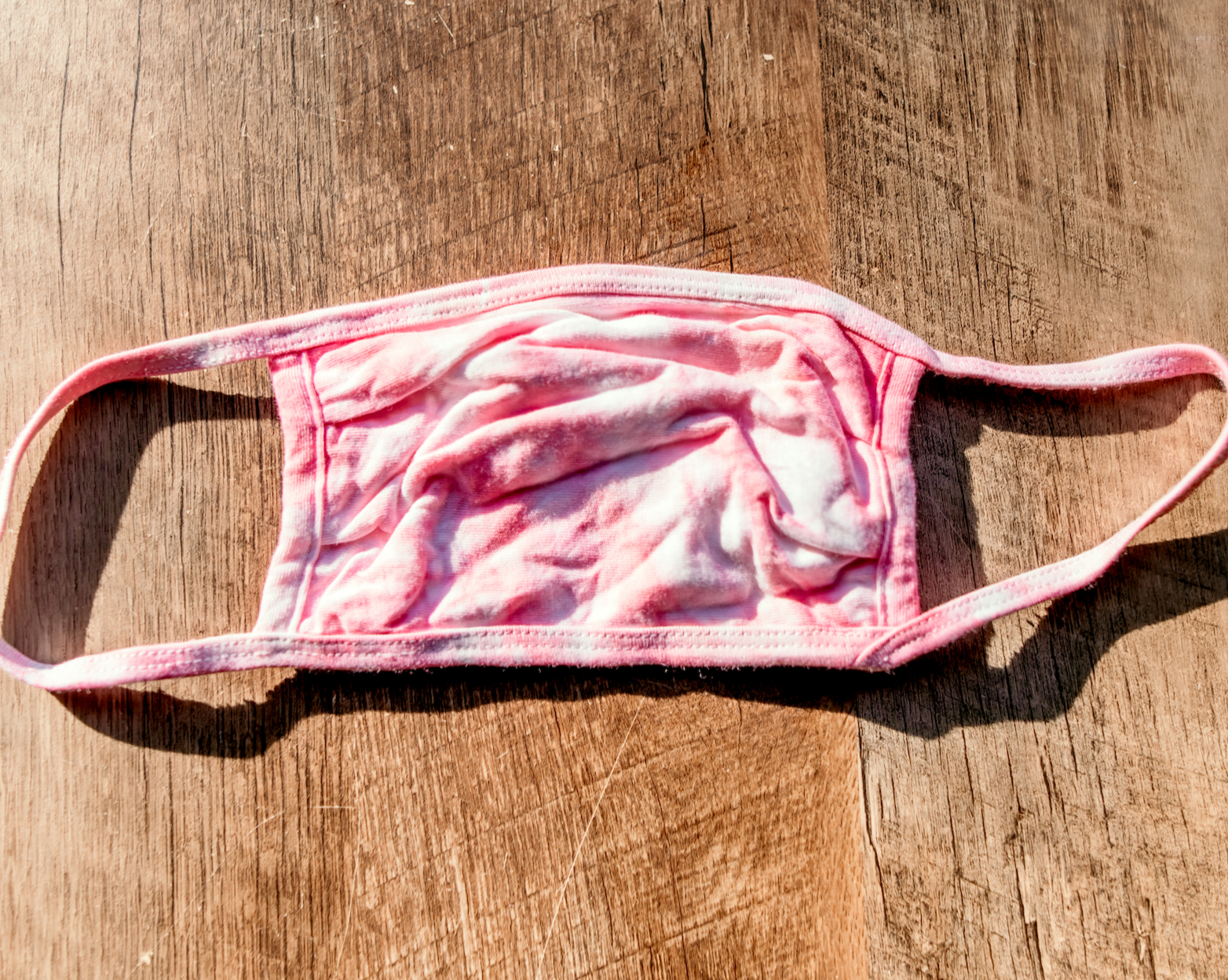 pink sugar dyed mask