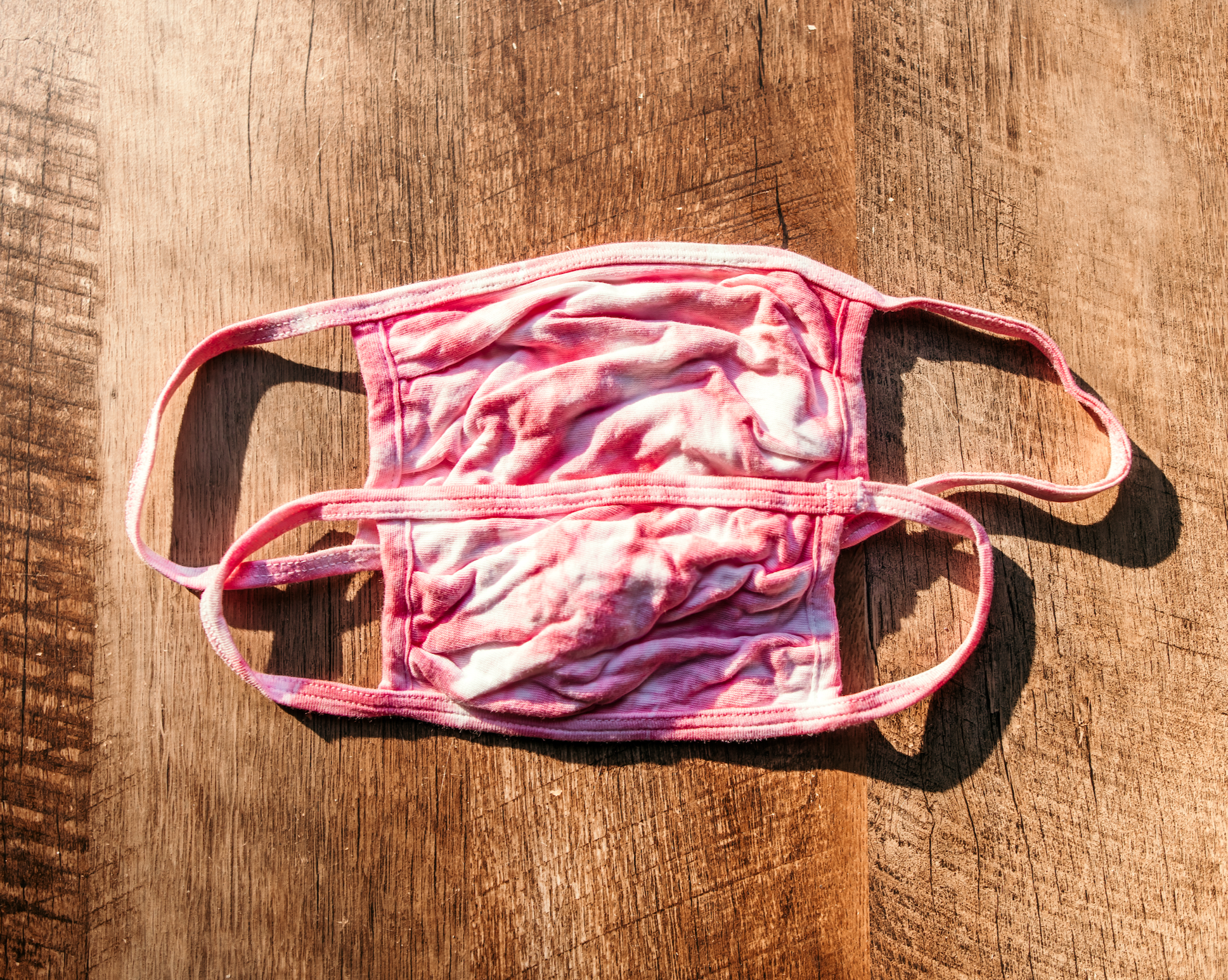 pink sugar dyed mask