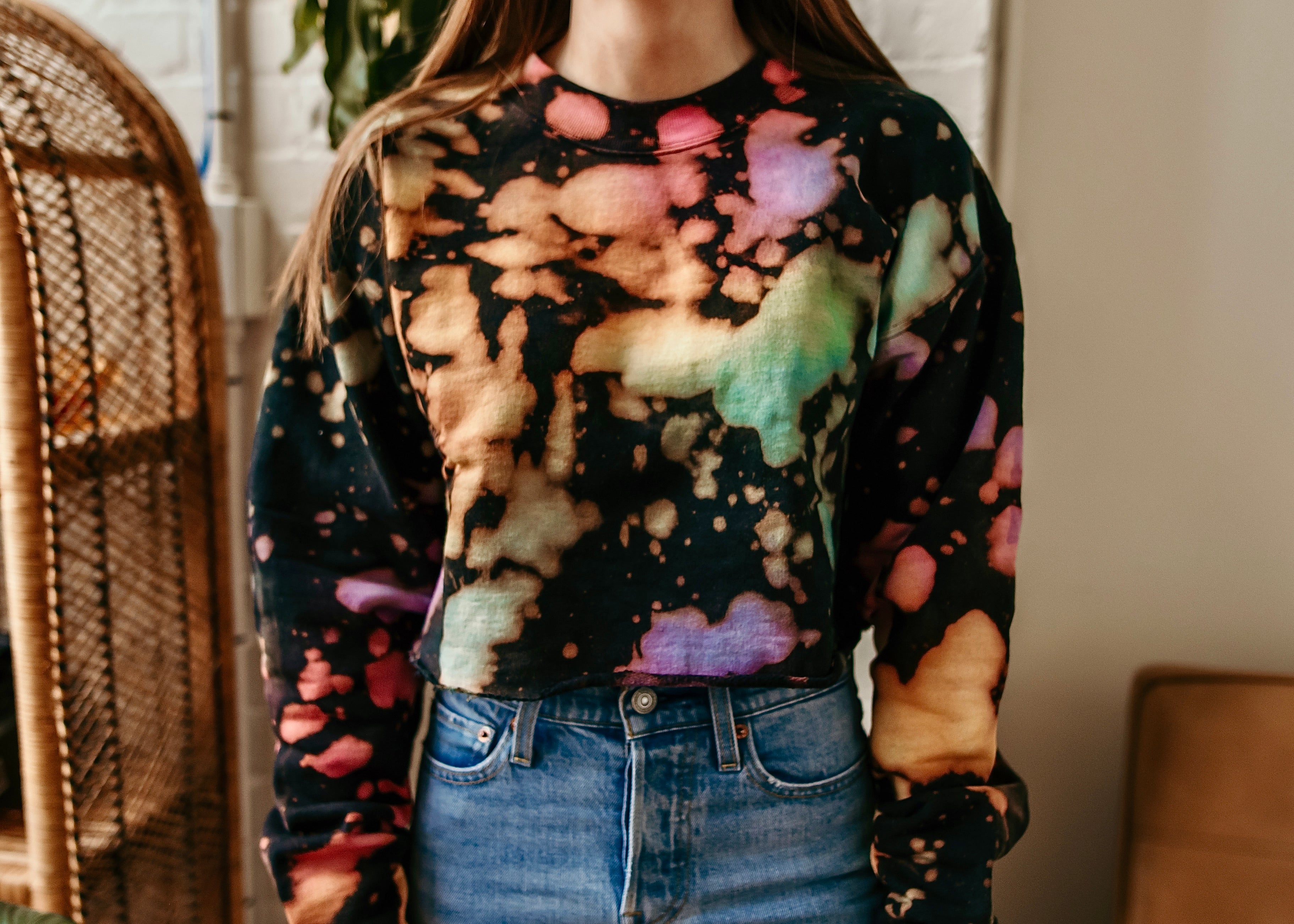 dark rainbow reverse-dyed cropped sweatshirt