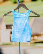 Load image into Gallery viewer, light blue ice-dyed cropped tank
